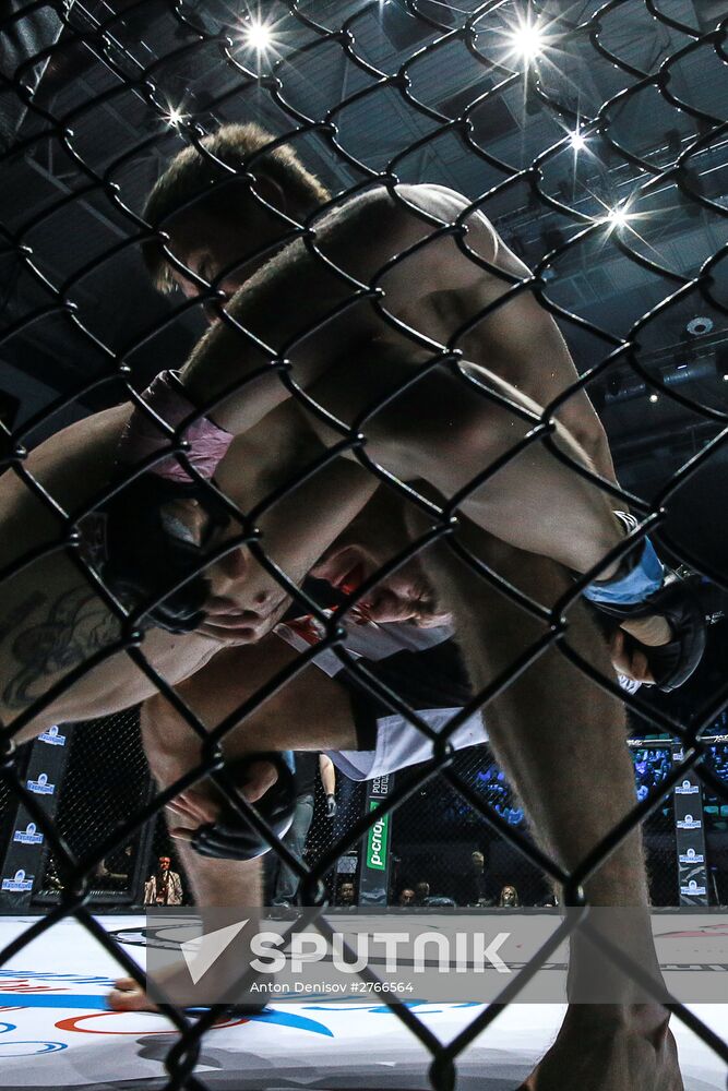 MMA fighter Jeff Monson's first fight under Russian flag