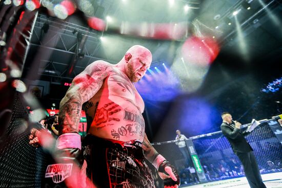 MMA fighter Jeff Monson's first fight under Russian flag