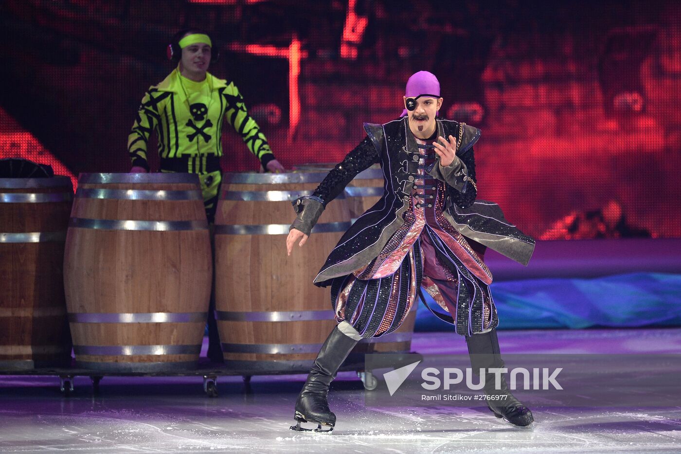 Sindbad and Princess Anne ice show premiered