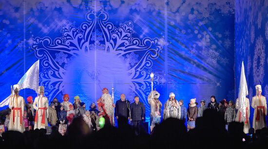 Father Frost arrives in St. Petersburg from Veliky Ustyug