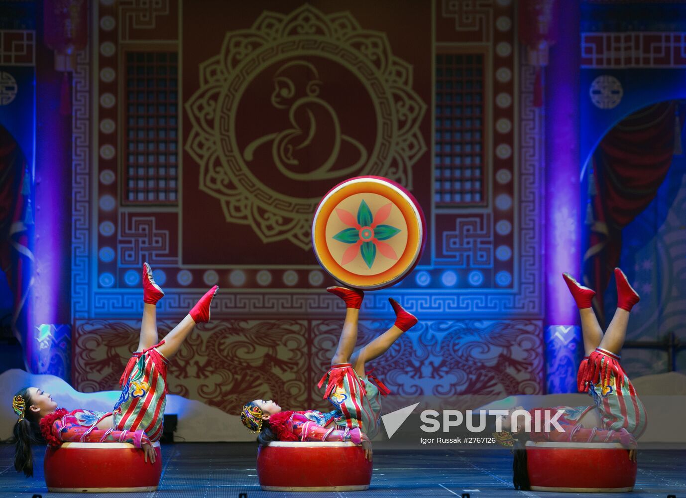 China Circus performs in St. Petersburg
