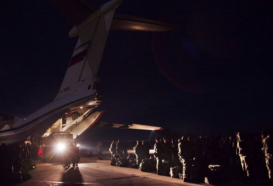 Russia’s Black Sea Fleet marines arrive arrive in Crimea after operation in Syria