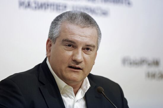 Concluding news conference with Sergei Aksyonov
