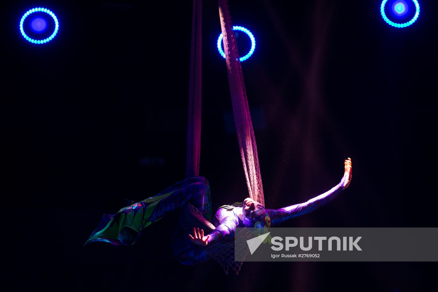 "UFO: Circus from another Planet" circus show in St. Petersburg