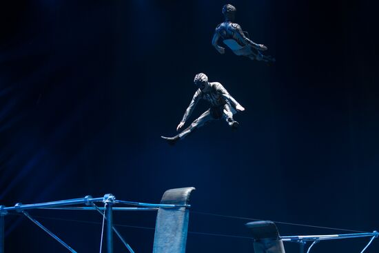 "UFO: Circus from another Planet" circus show in St. Petersburg