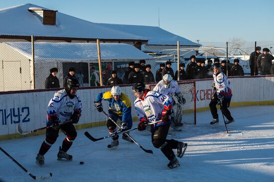 Hockey match in Omsk prison