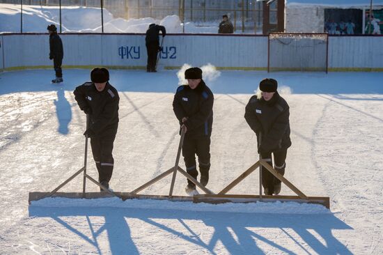 Hockey match in Omsk prison