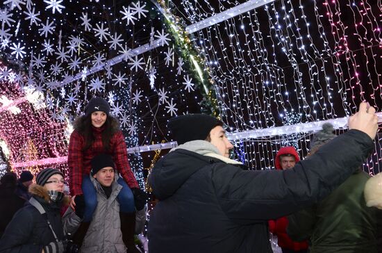 Muscovites enjoy their holidays