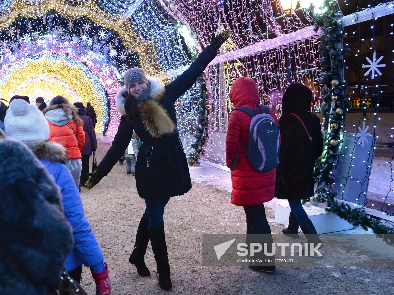 Muscovites enjoy their holidays
