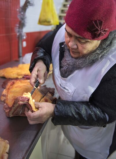 Cooking Kyrgyz national dish, Chuchuk