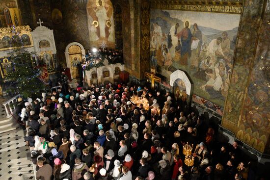 Christmas liturgy at Kiev-Pechersk Lavra