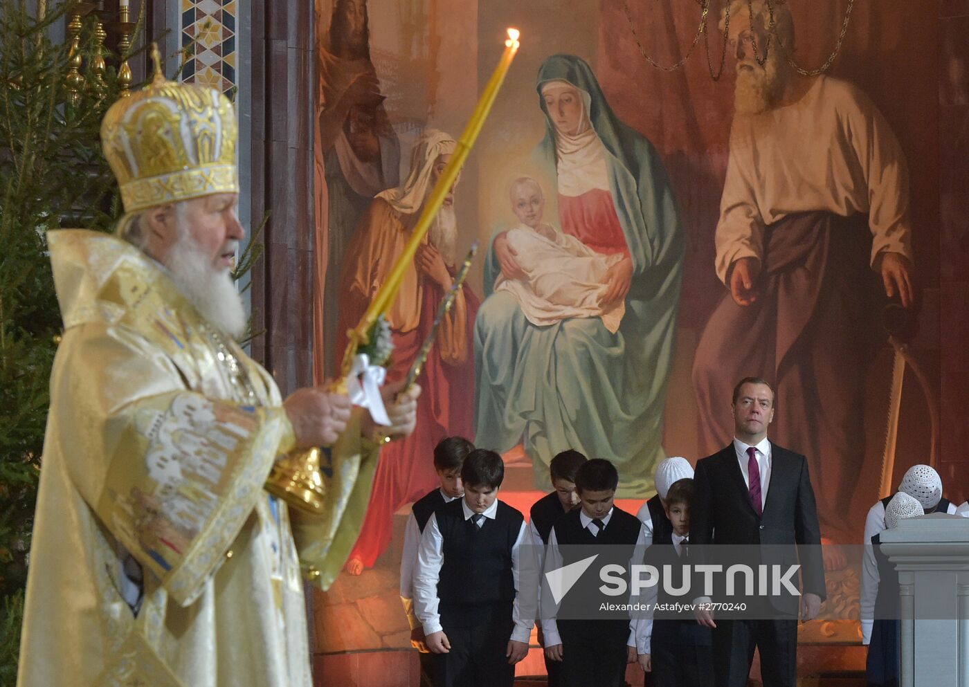 Prime Minister Medvedev attends Christmas liturgy at Cathedral fo Christ the Savior
