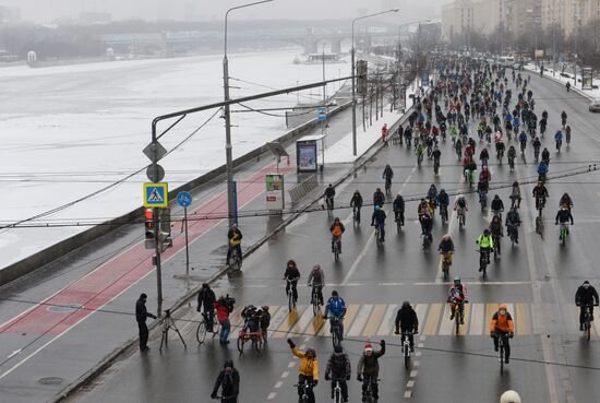 First winter bike parade in Moscow