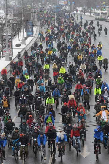 First winter bike parade in Moscow