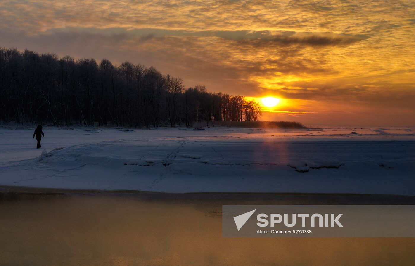 Winter sunset over Gulf of Finland