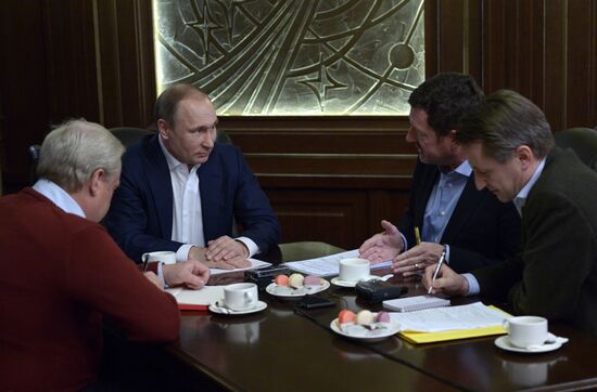 Russian President Vladimir Putin's interview to German newspaper Bild