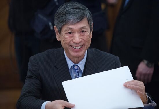 Russian Foreign Minister Sergey Lavrov meets with former Japanese Foreign Minister Masahiko Komura