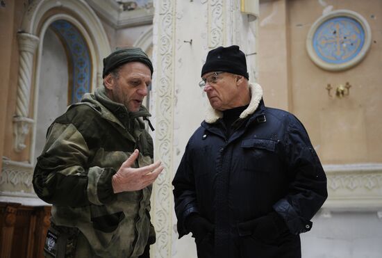 French delegation visits Donetsk