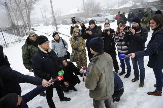 French delegation visits Donetsk