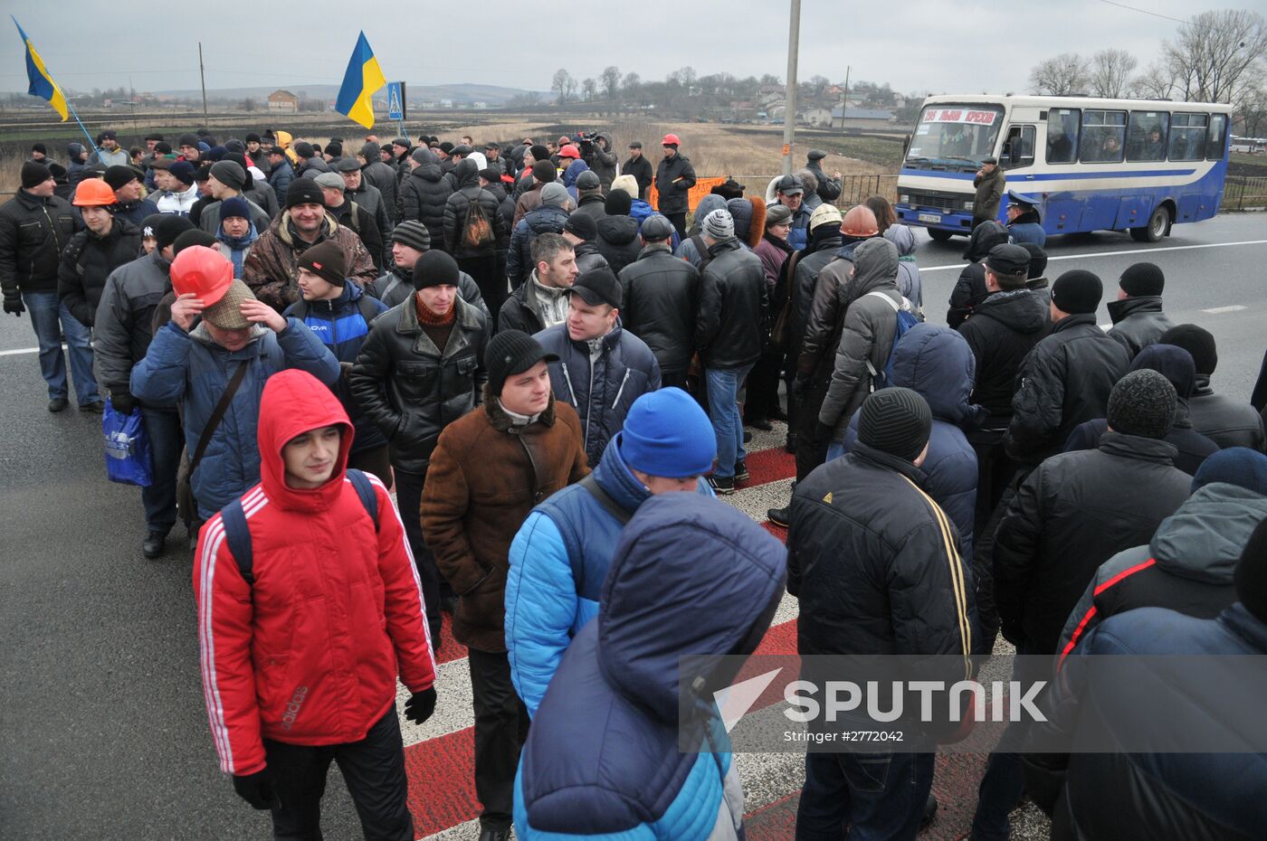 Miners block road in Lviv Region