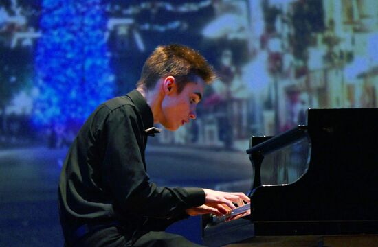 Concert by gifted children "Christmas Chimes" in Donetsk