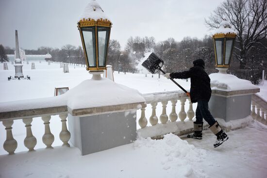 Snow removal in Moscow