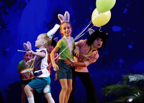 Concert by gifted children "Christmas Chimes" in Donetsk