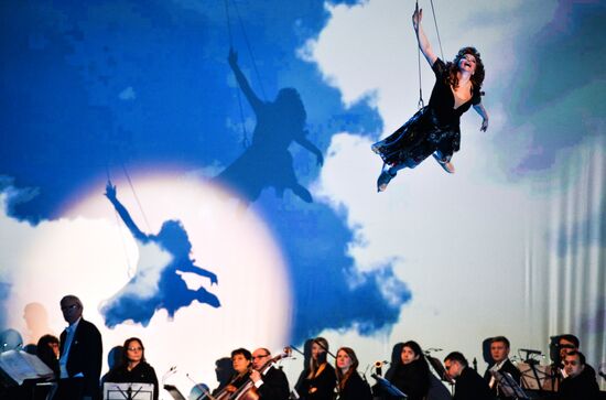 Theater of Ice Miniatures performs anniversary program "We are 30"