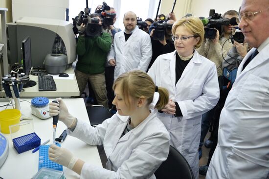 Russian scientists develop Ebola vaccine