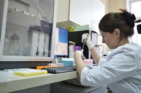 Russian scientists develop Ebola vaccine