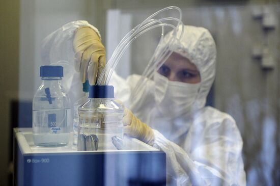 Russian scientists develop Ebola vaccine