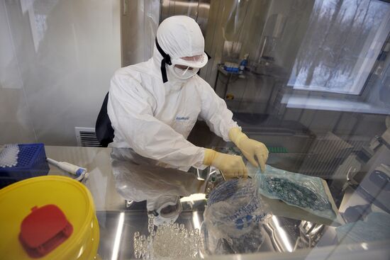 Russian scientists develop Ebola vaccine