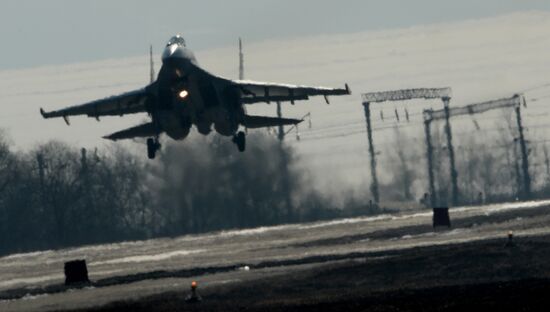 Eastern Military District air force regiment gets two new Sukhoi 35S jets