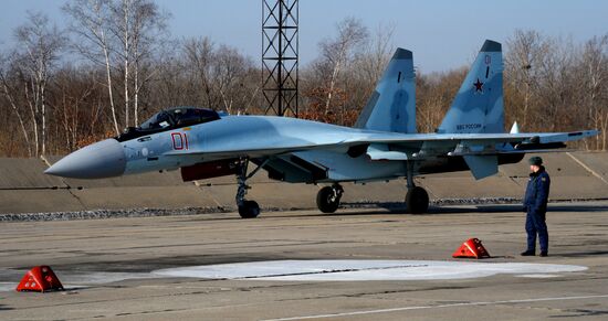 Eastern Military District air force regiment gets two new Sukhoi 35S jets