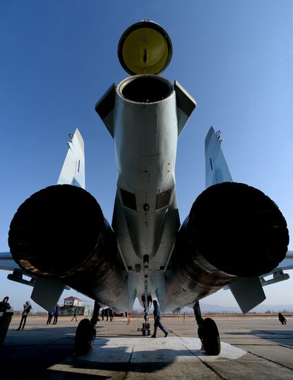 Eastern Military District air force regiment gets two new Sukhoi 35S jets