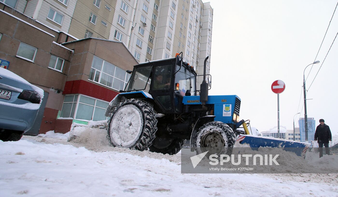 Snow removed in Moscow