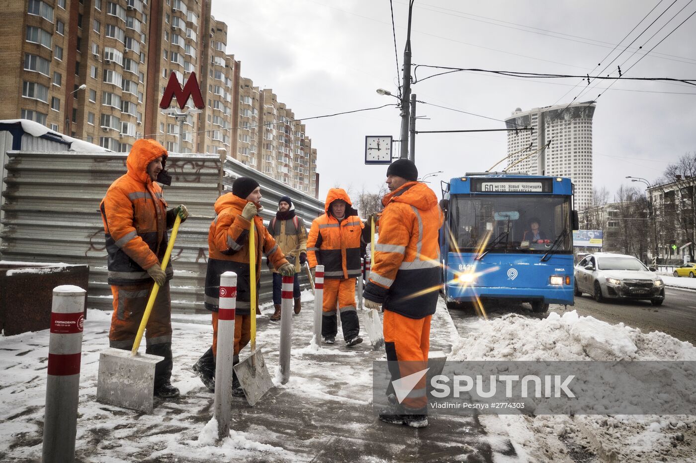 Snow removed in Moscow