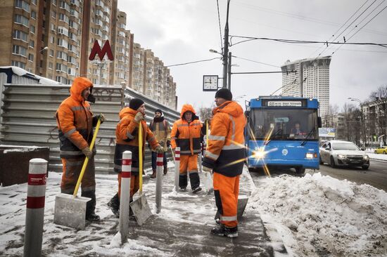 Snow removed in Moscow