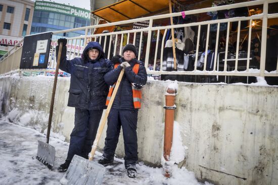 Snow removed in Moscow