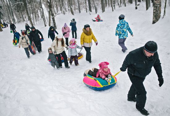 Snow Day celebrated in Russia's Ivanovo