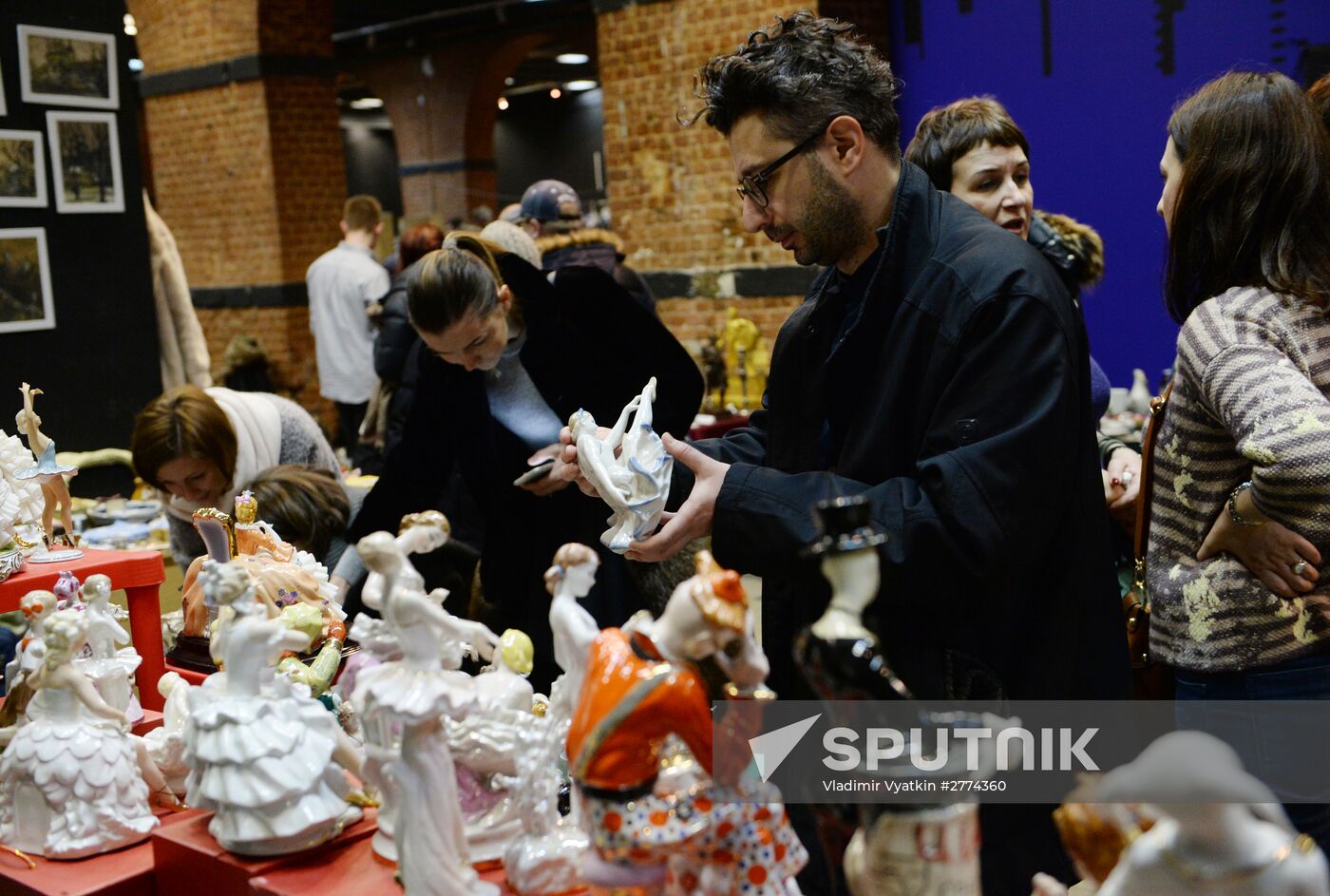 Winter flea market at Museum of Moscow