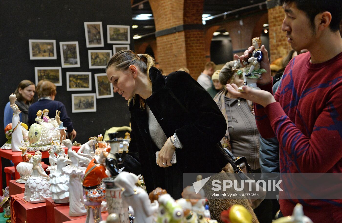 Winter flea market at Museum of Moscow