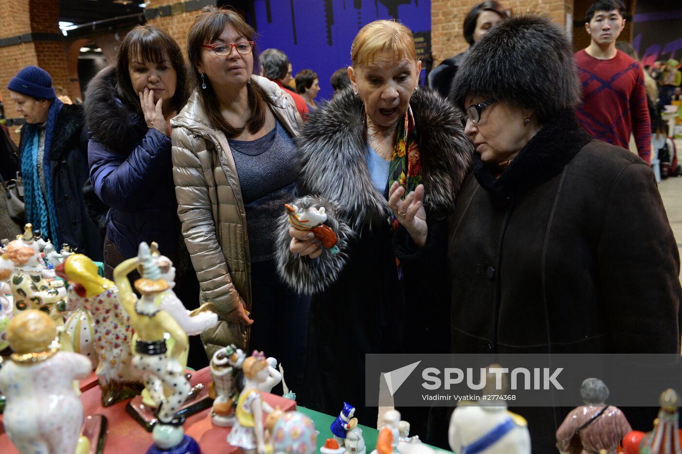 Winter flea market at Museum of Moscow