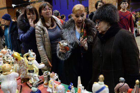 Winter flea market at Museum of Moscow