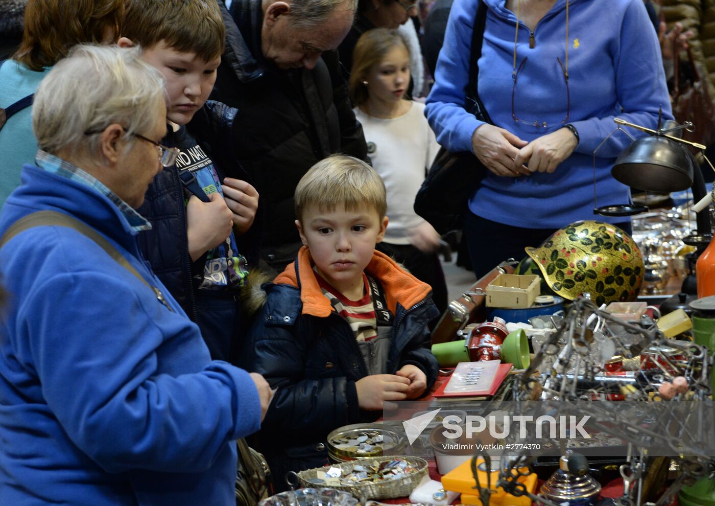 Winter flea market at Museum of Moscow
