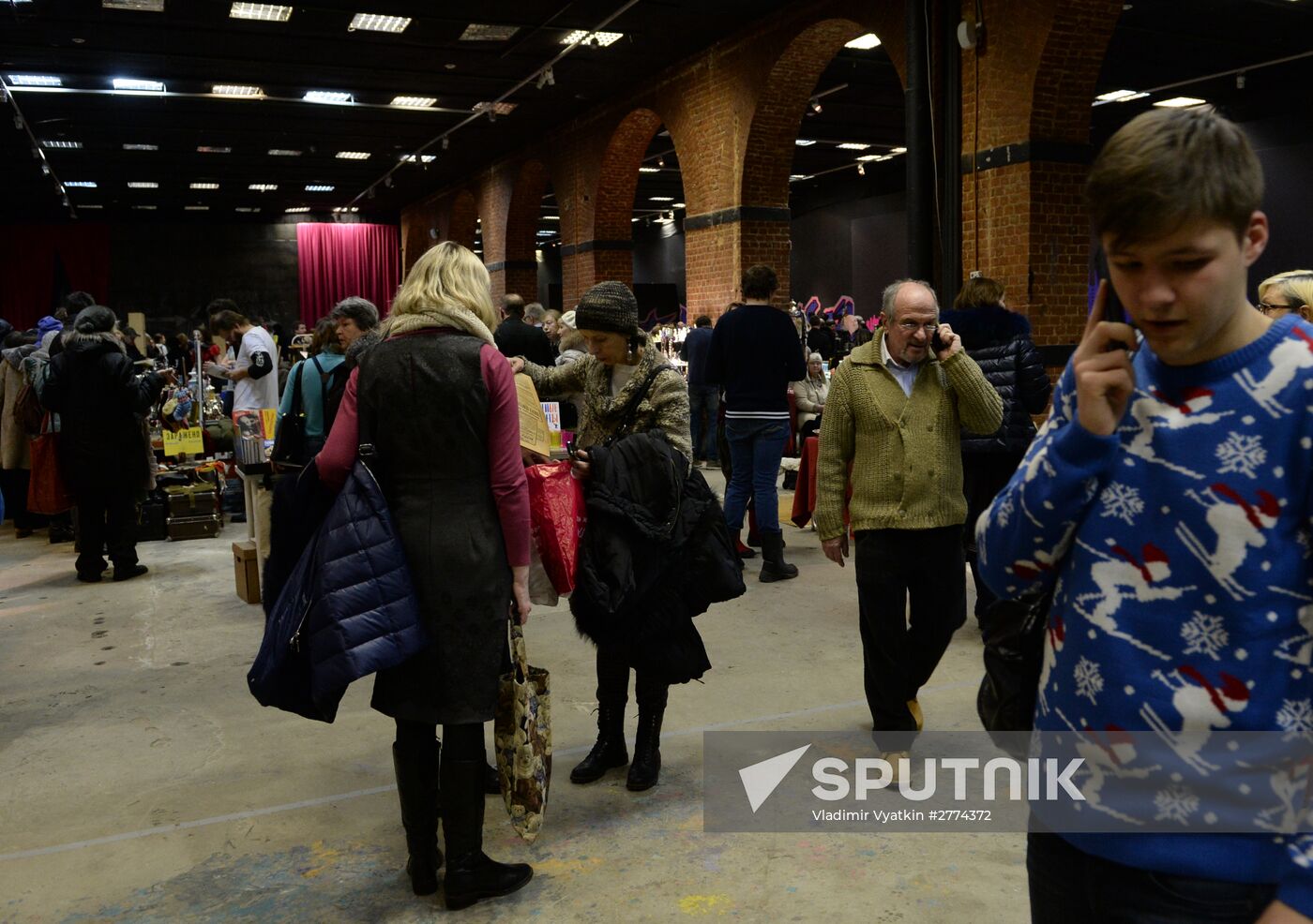 Winter flea market at Museum of Moscow