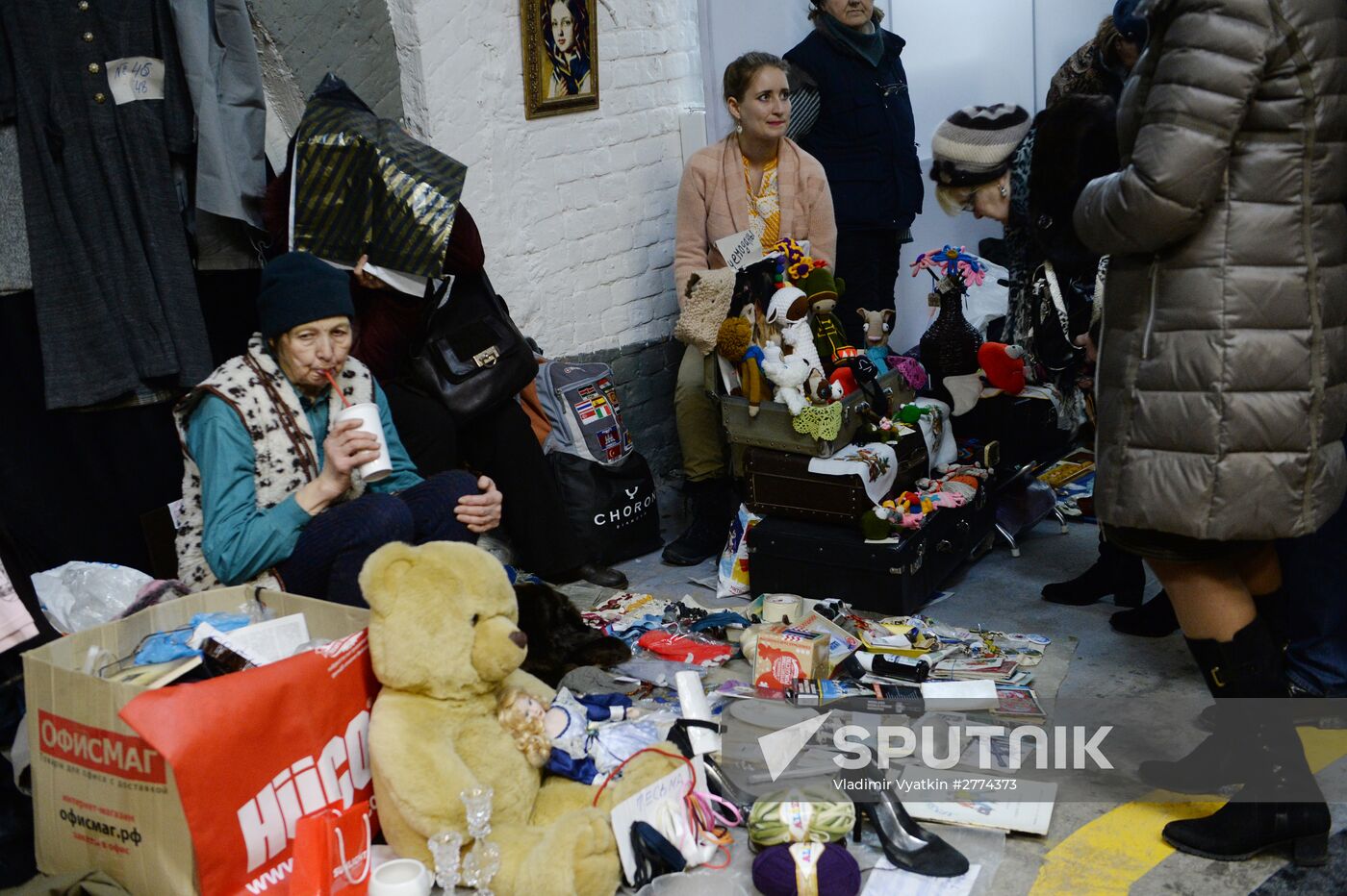 Winter flea market at Museum of Moscow