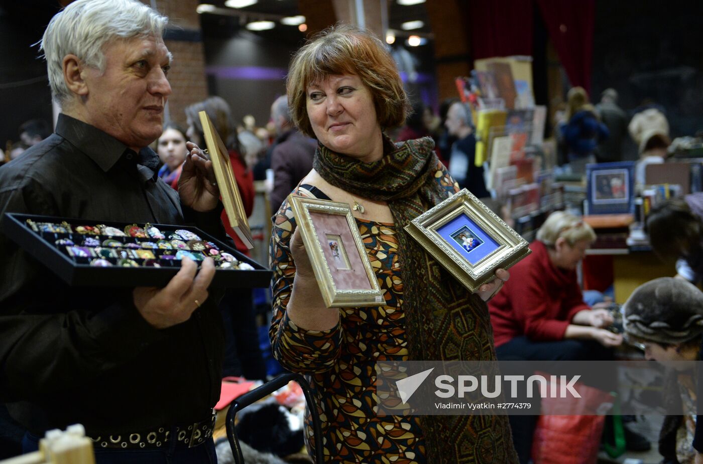 Winter flea market at Museum of Moscow