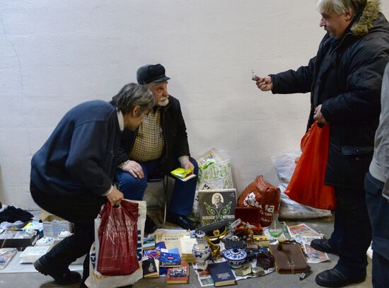 Winter flea market at Museum of Moscow