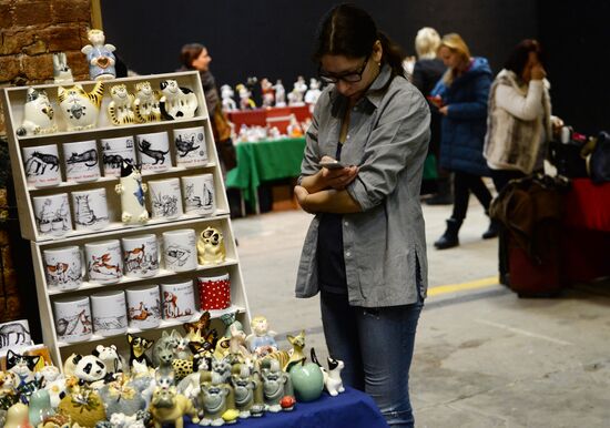 Winter flea market at Museum of Moscow